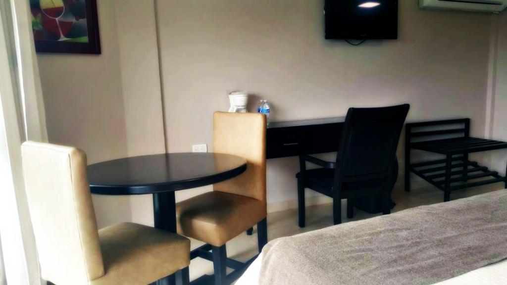 Hotel Graham 3*