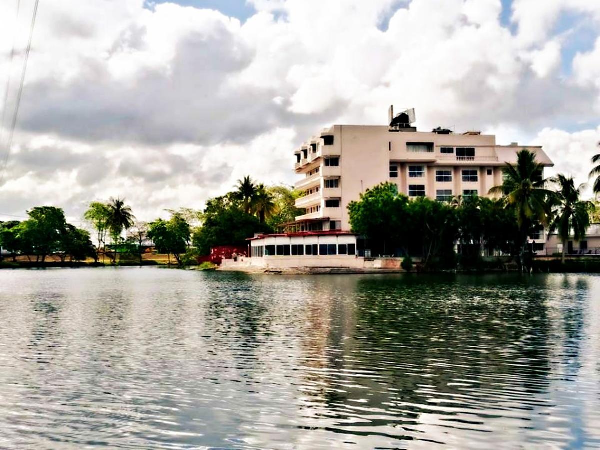Graham Hotel 3*